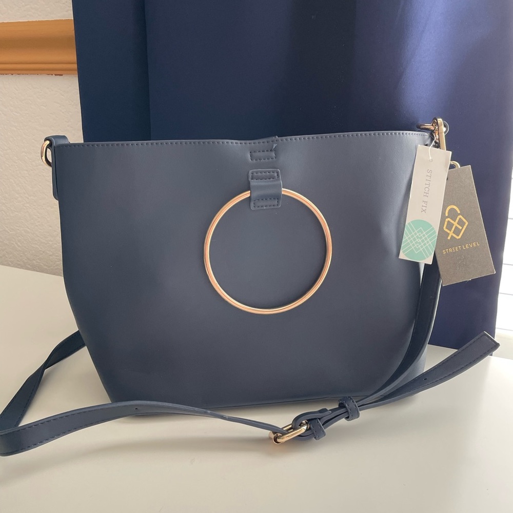 Street Level Landen Ring Tote with pouch NWT